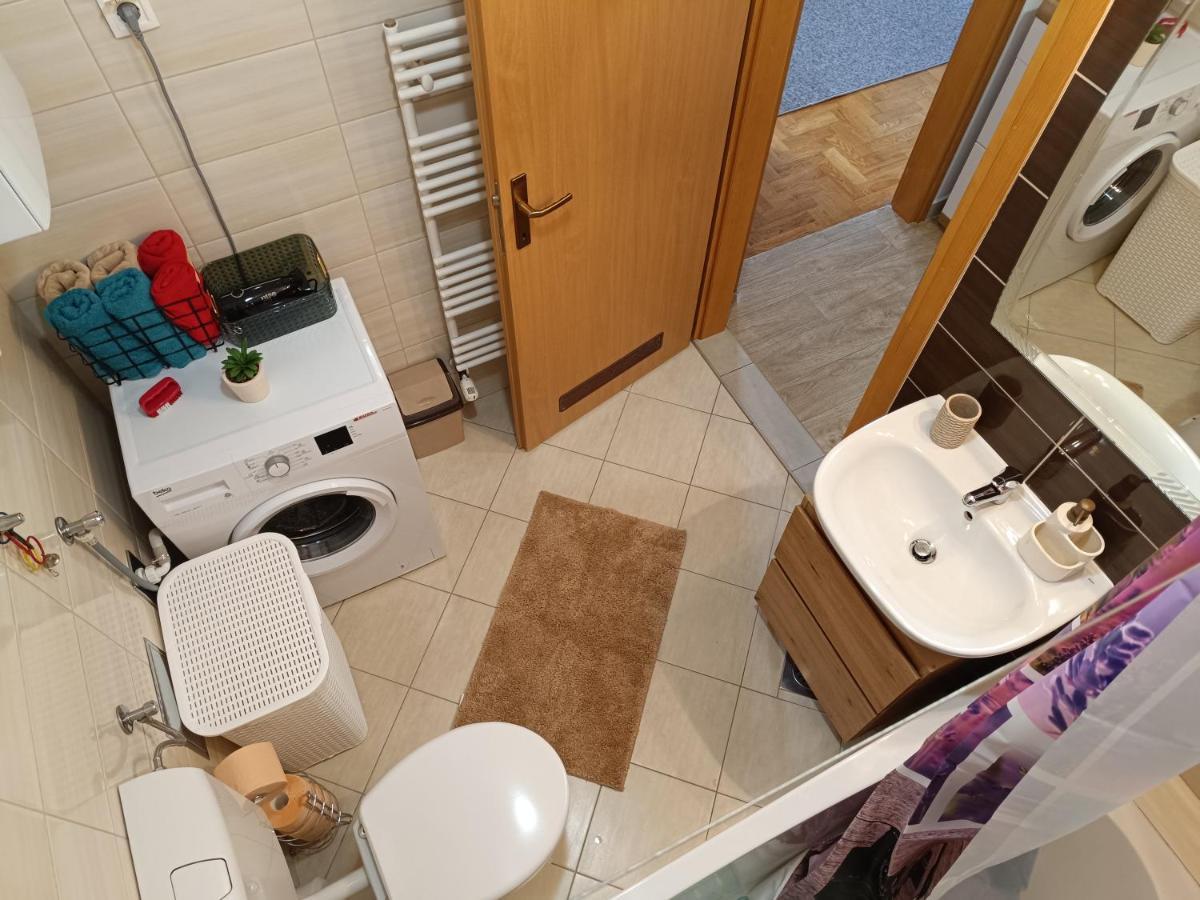 Apartman Ante Госпич Экстерьер фото