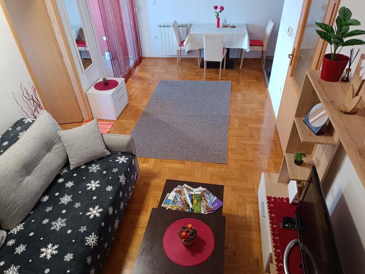 Apartman Ante Госпич Экстерьер фото
