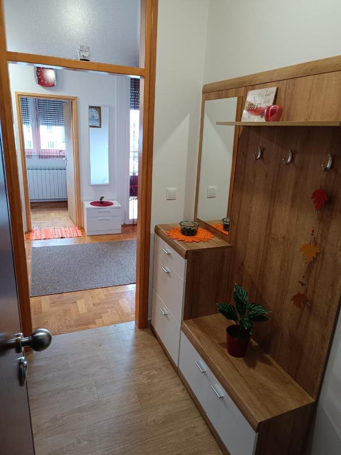Apartman Ante Госпич Экстерьер фото