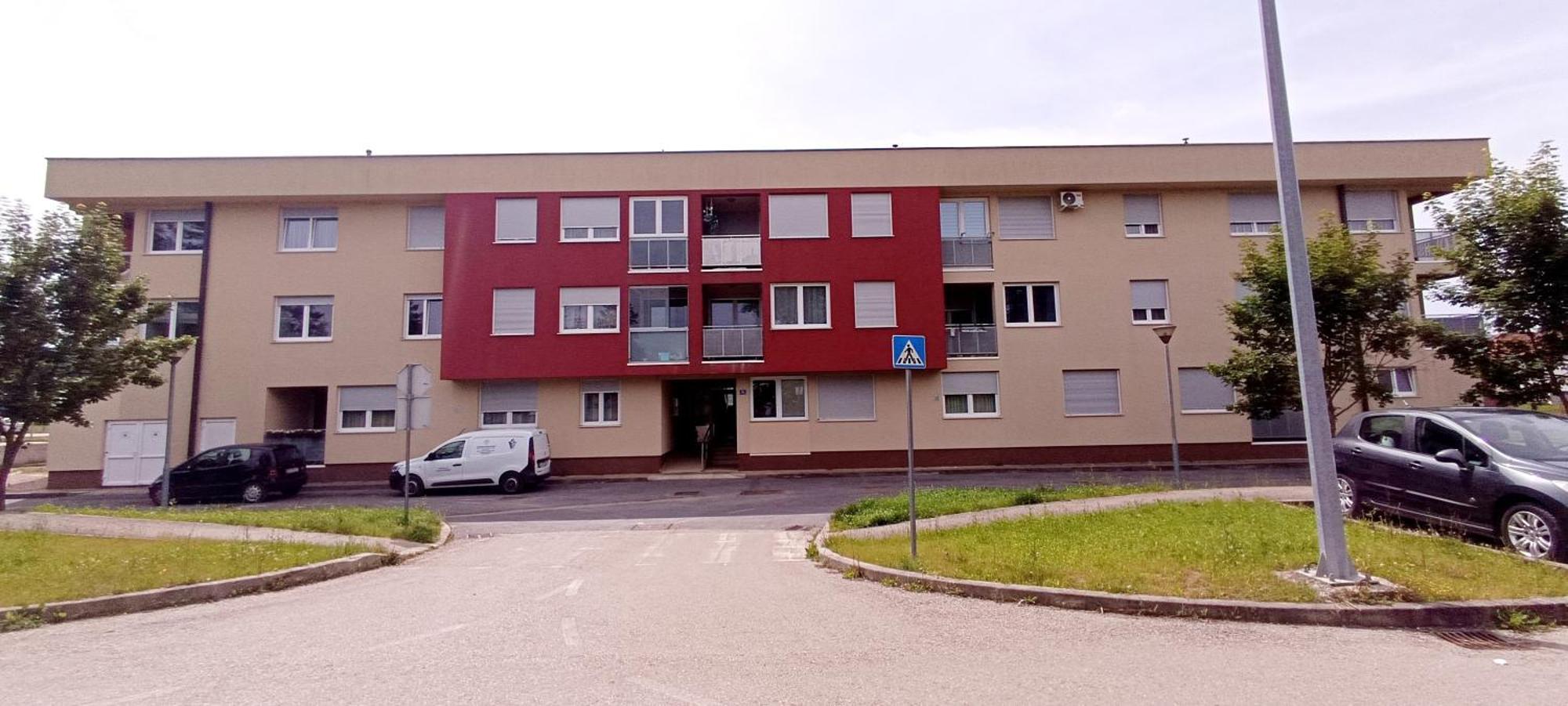Apartman Ante Госпич Экстерьер фото